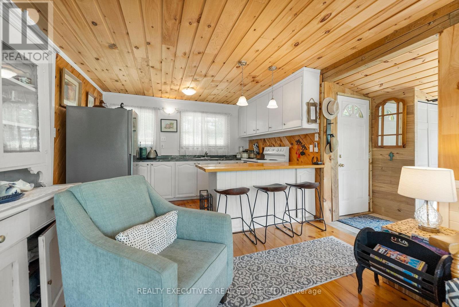 Photo 17 of 2046 Cyr Point Road, Tay Valley ON