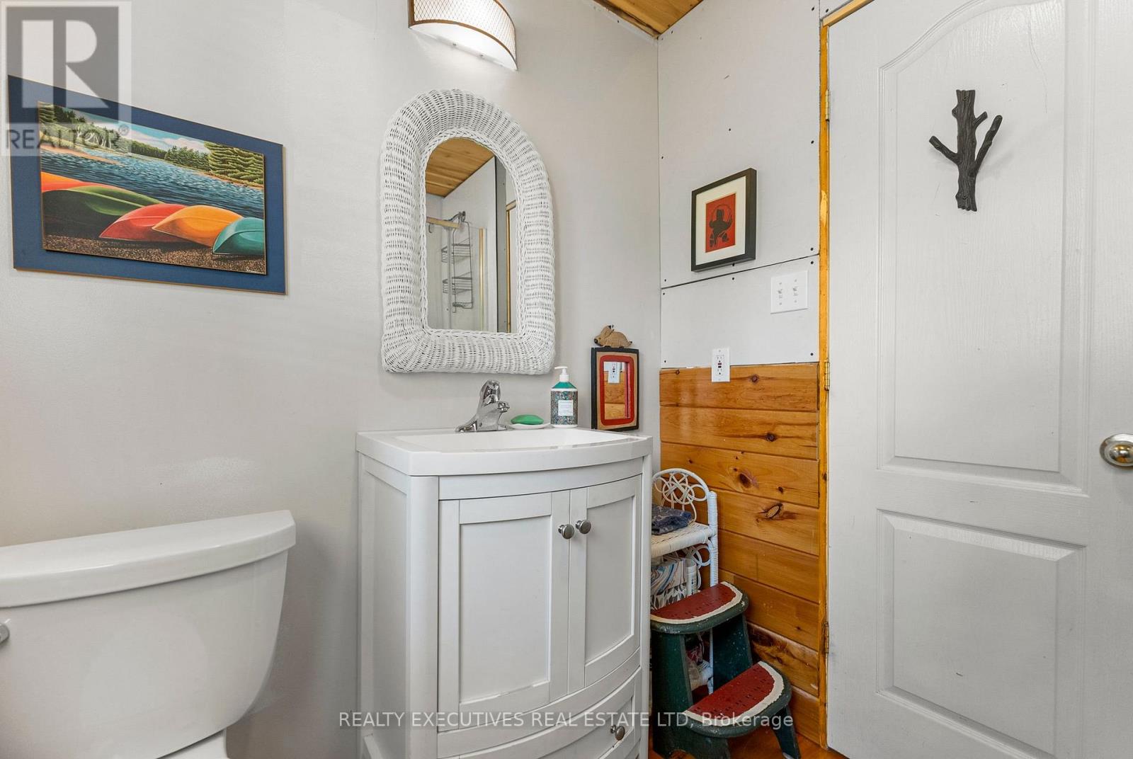 Photo 21 of 2046 Cyr Point Road, Tay Valley ON