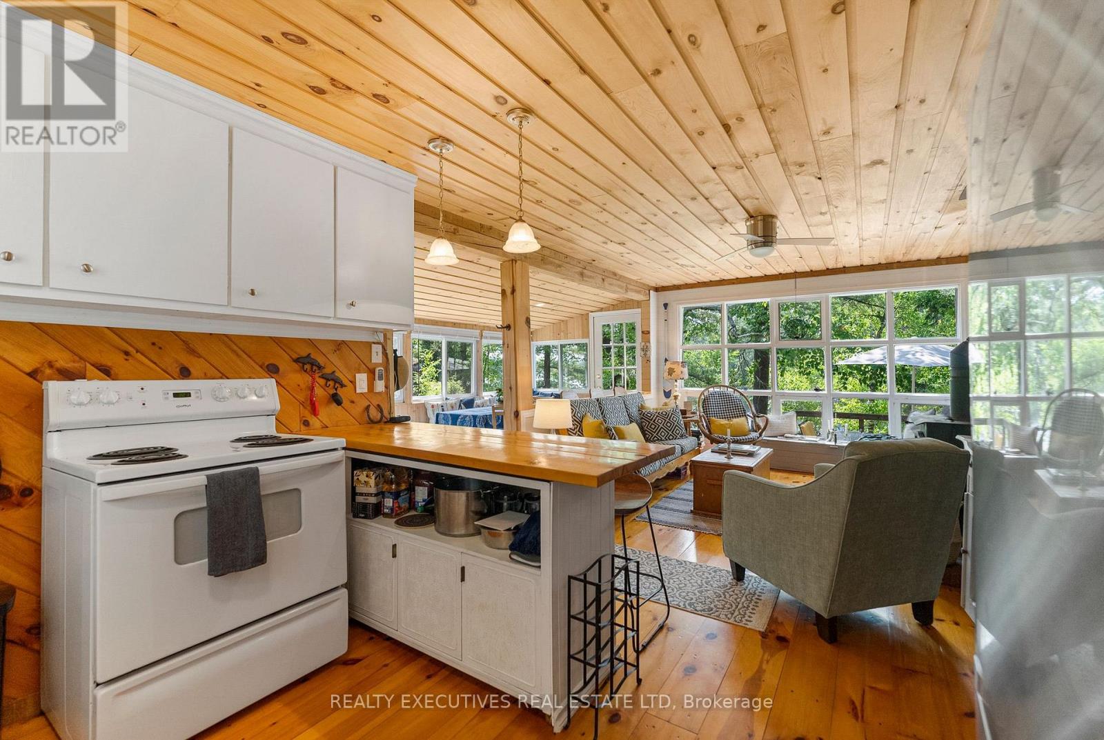 Photo 19 of 2046 Cyr Point Road, Tay Valley ON