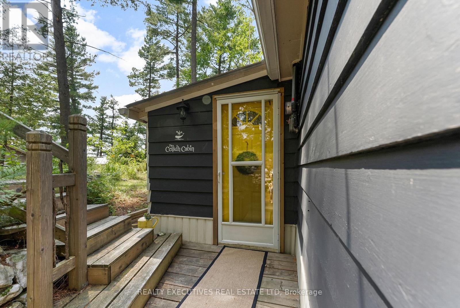 Photo 25 of 2046 Cyr Point Road, Tay Valley ON