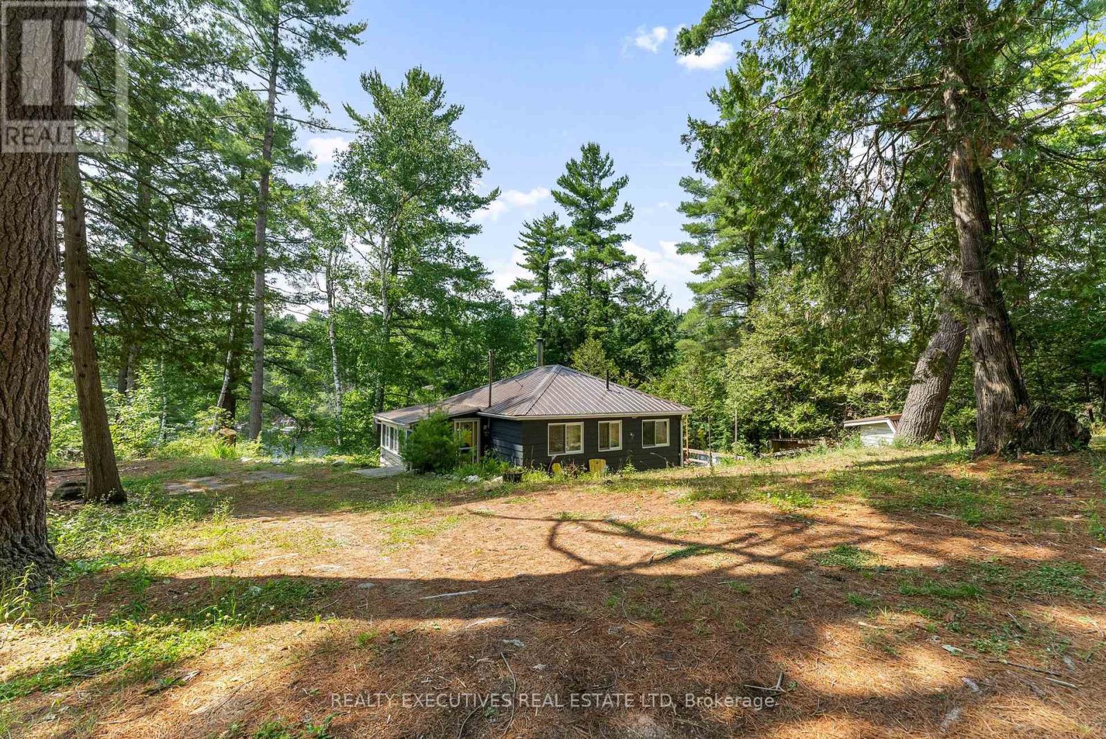 Photo 4 of 2046 Cyr Point Road, Tay Valley ON