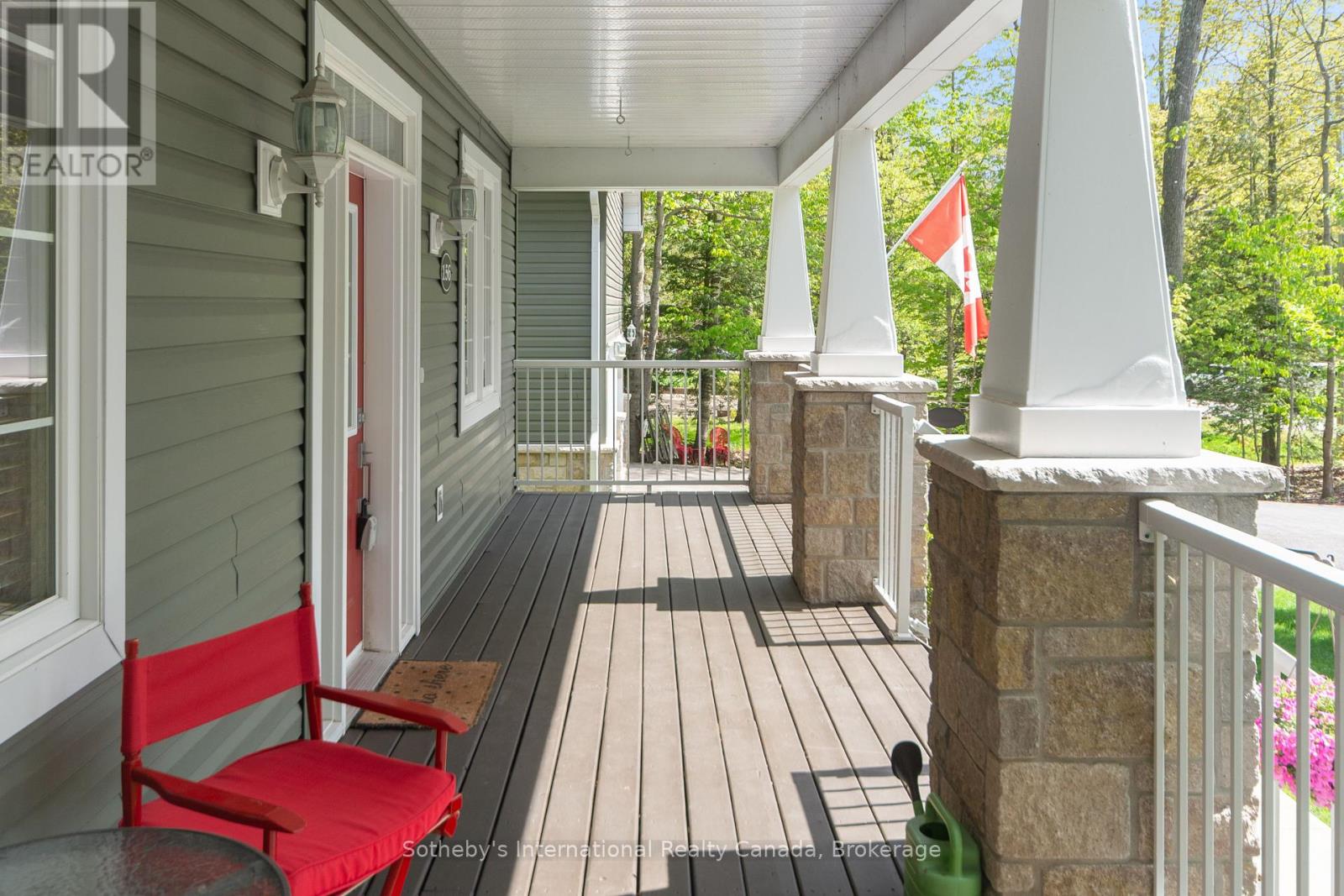 Photo 29 of 156 Moreau Parkway, Tiny ON
