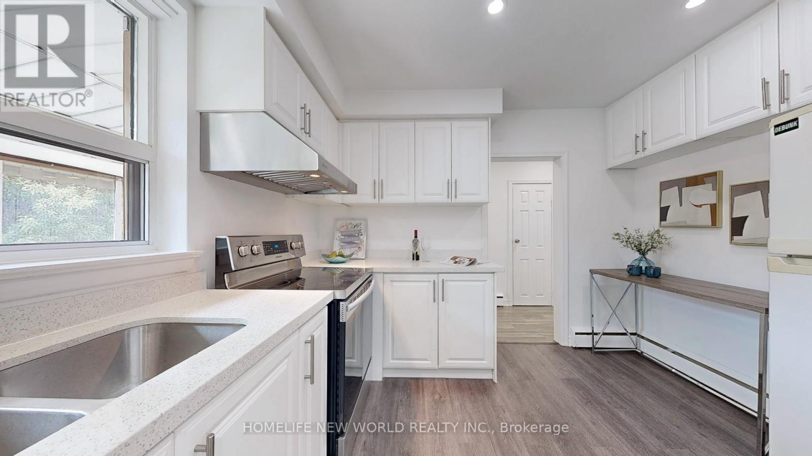 Photo 16 of 65 Donalda Crescent, Toronto ON