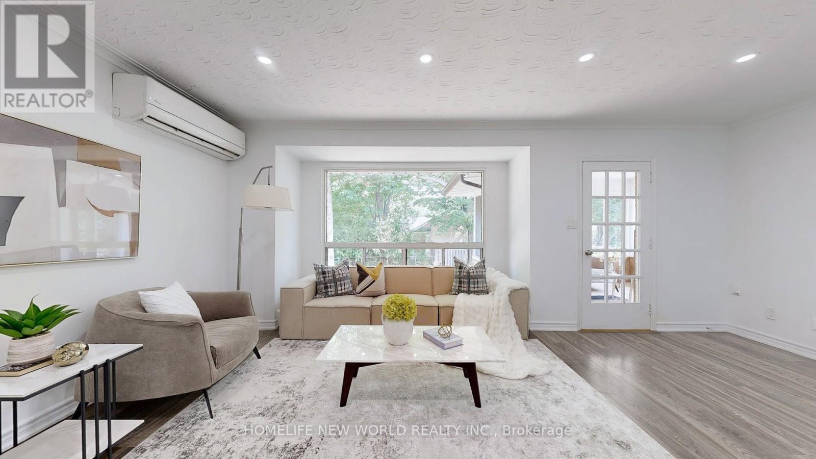 Photo 20 of 65 Donalda Crescent, Toronto ON