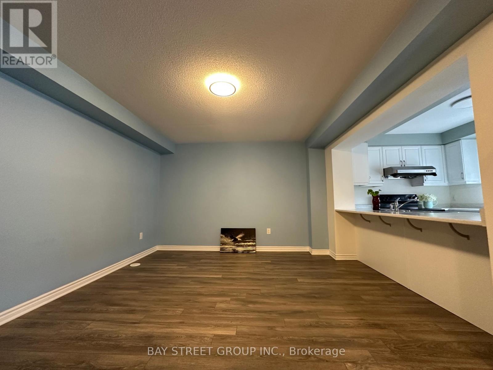Photo 2 of 1053 Clipper Lane, Pickering ON
