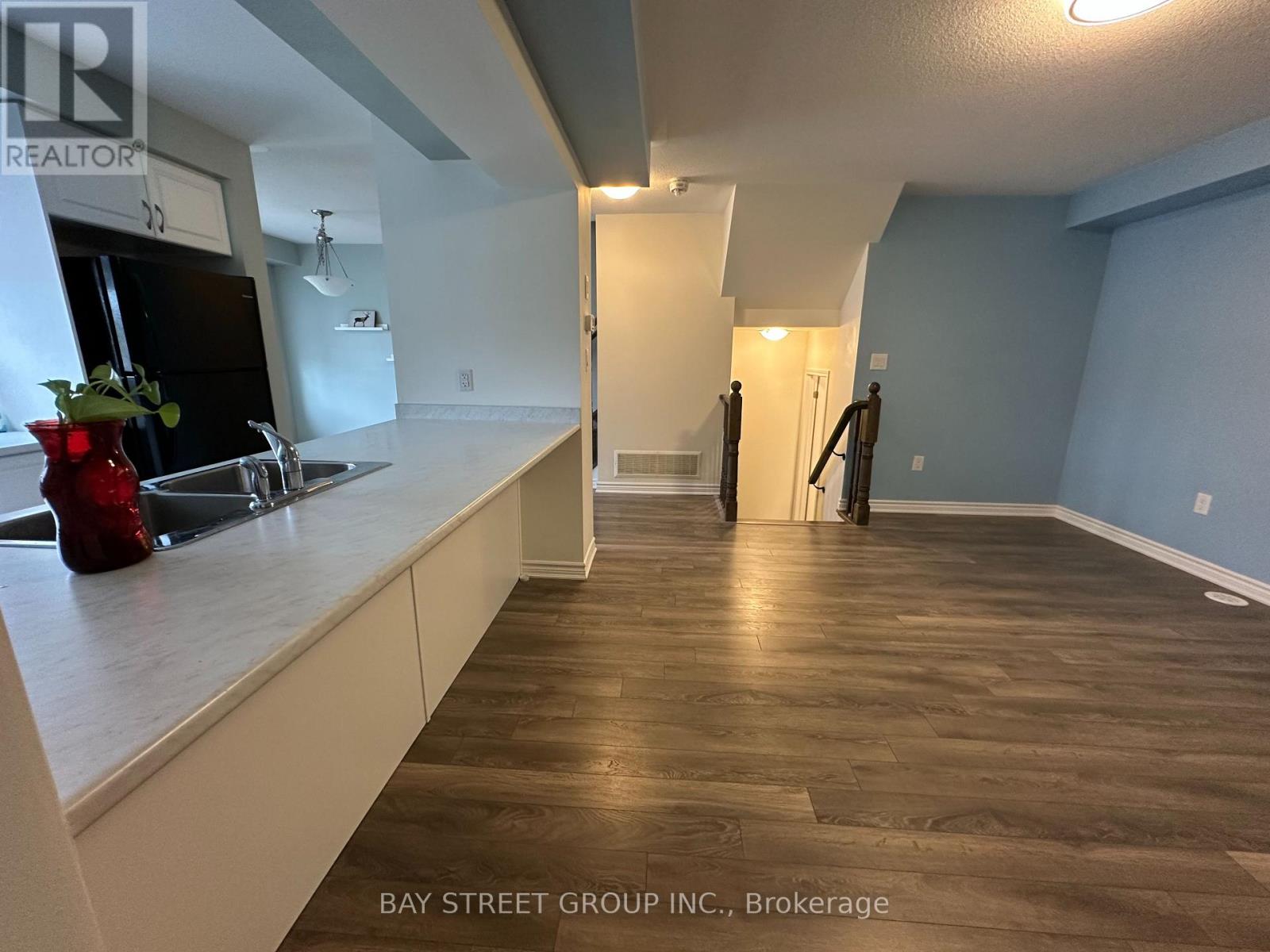 Photo 1 of 1053 Clipper Lane, Pickering ON