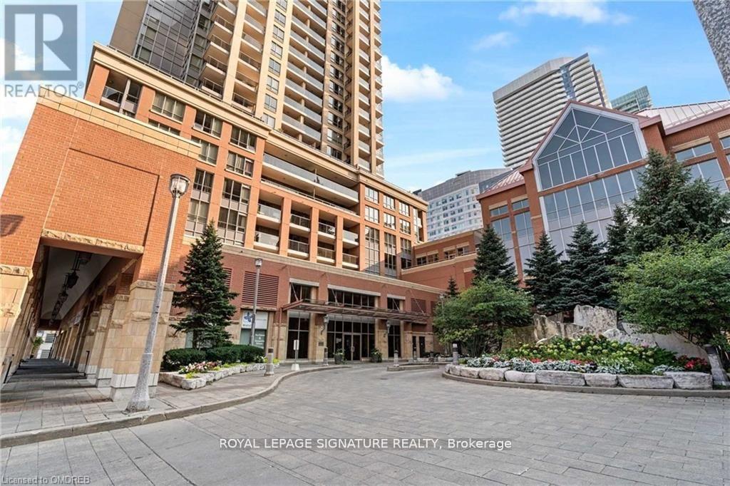 Photo 3 of 1607 4080 Living Arts Drive, Mississauga ON