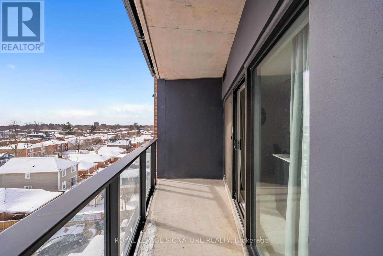 Photo 22 of 510 408 Browns Line, Toronto ON