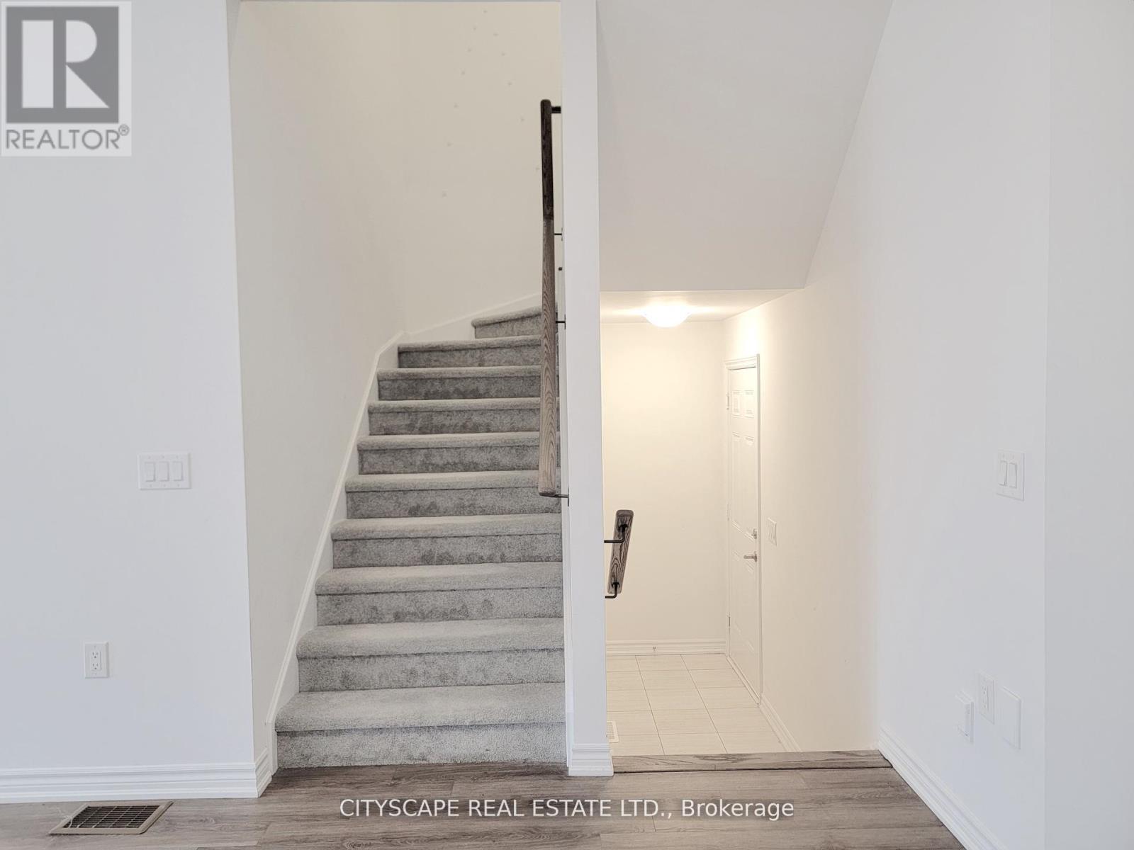 Photo 20 of 7 Fennell Street, Southgate ON