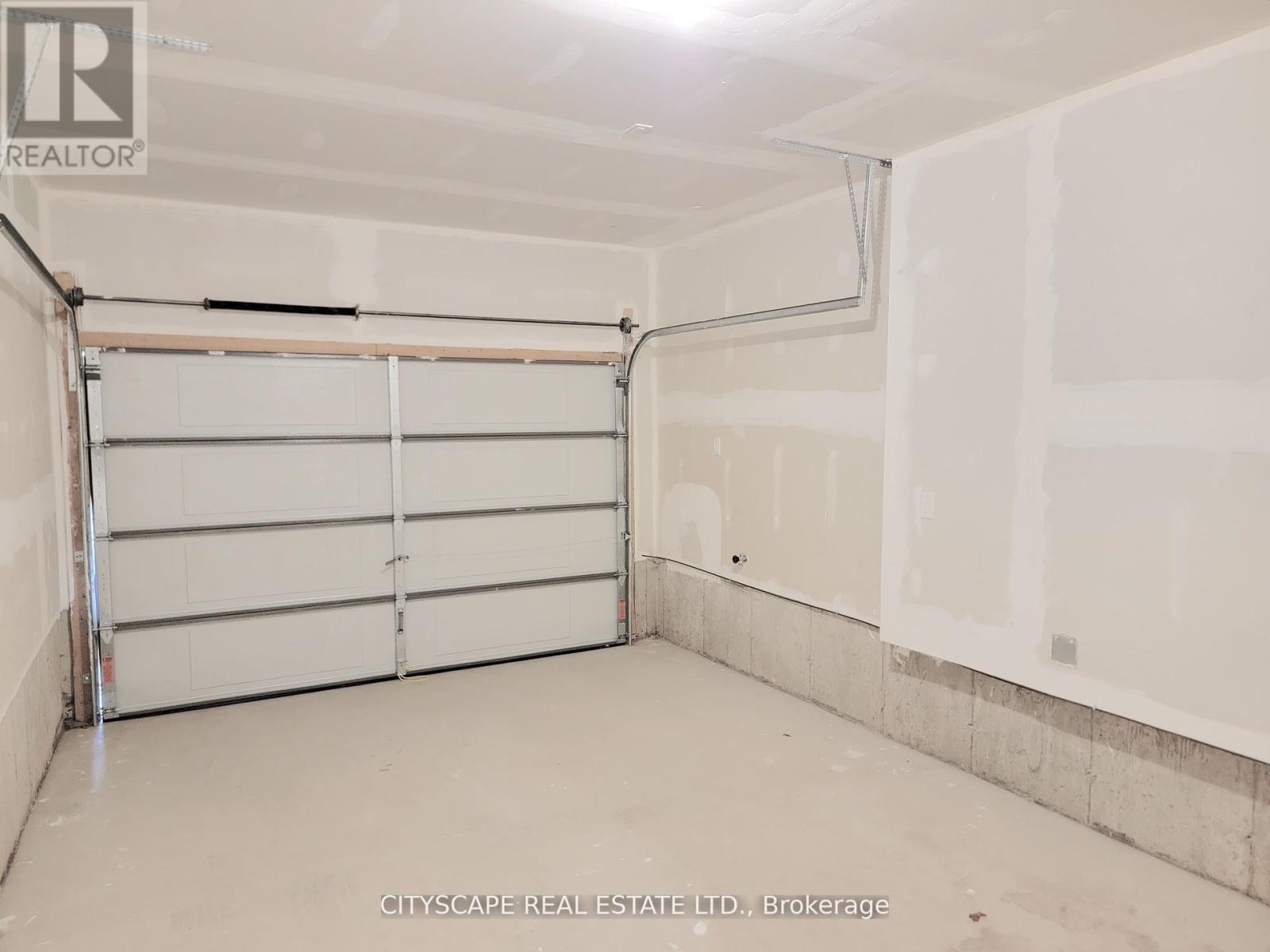 Photo 43 of 7 Fennell Street, Southgate ON