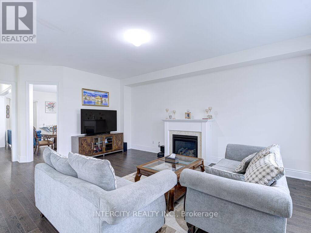 Photo 14 of 58 Dotchson Avenue, Caledon ON