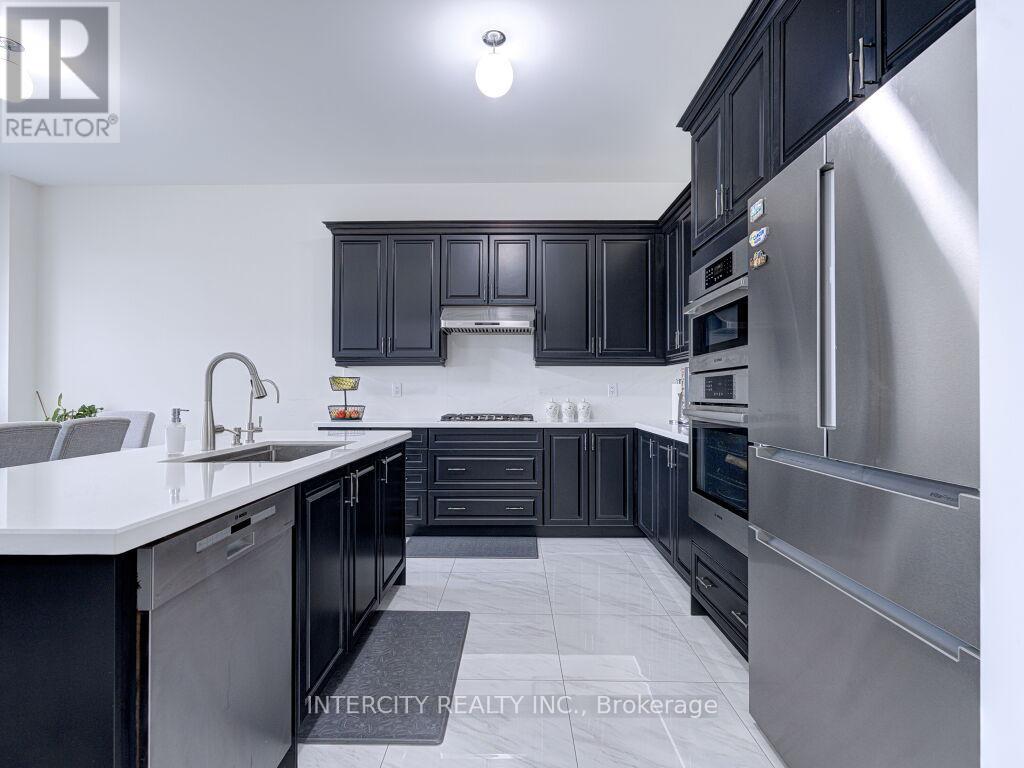 Photo 20 of 58 Dotchson Avenue, Caledon ON