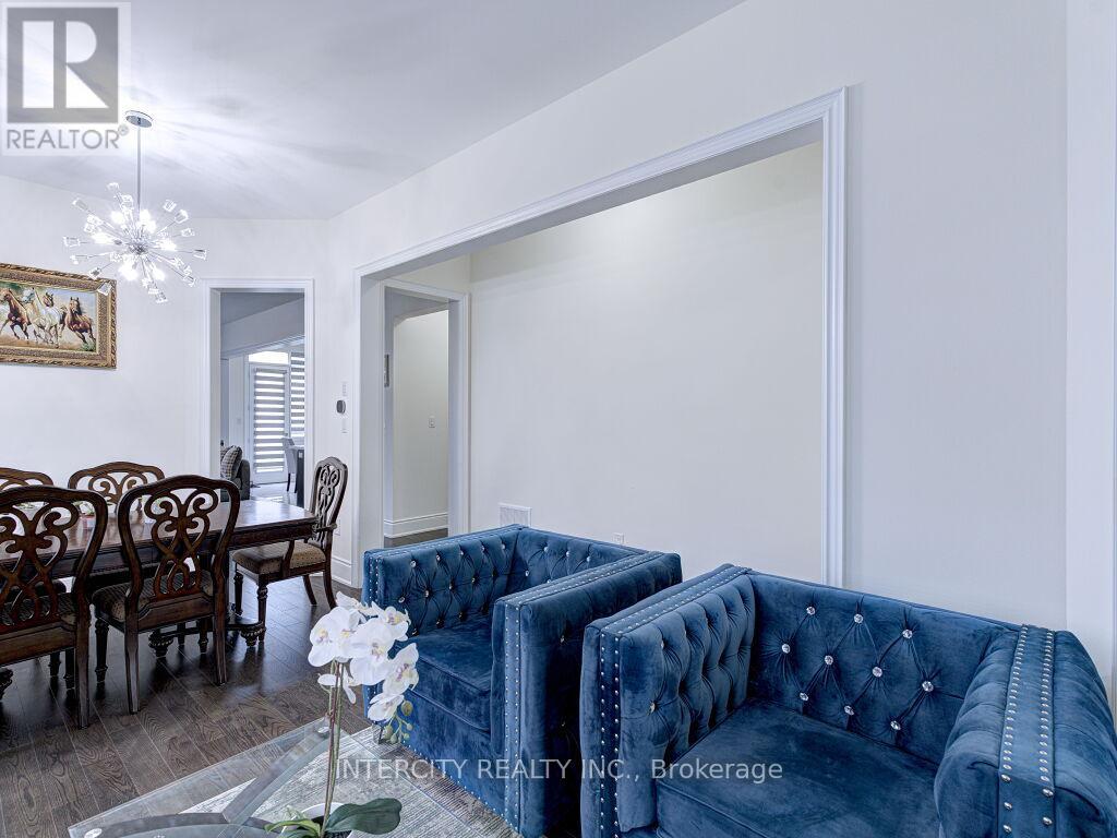 Photo 7 of 58 Dotchson Avenue, Caledon ON