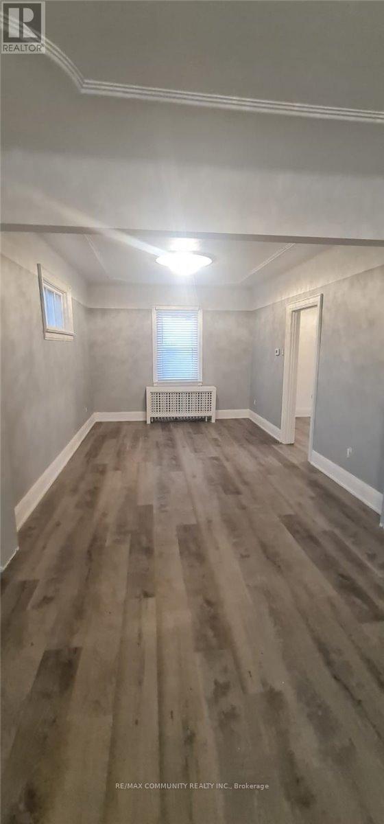 Photo 15 of 543 Drew Street, Oshawa ON