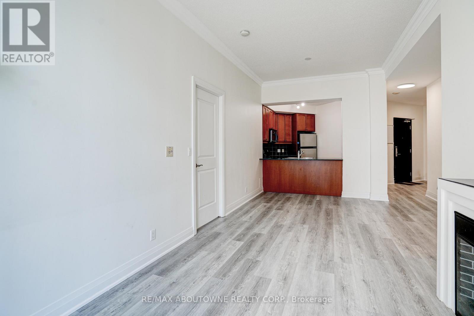 Photo 16 of 2705 90 Absolute Avenue, Mississauga ON