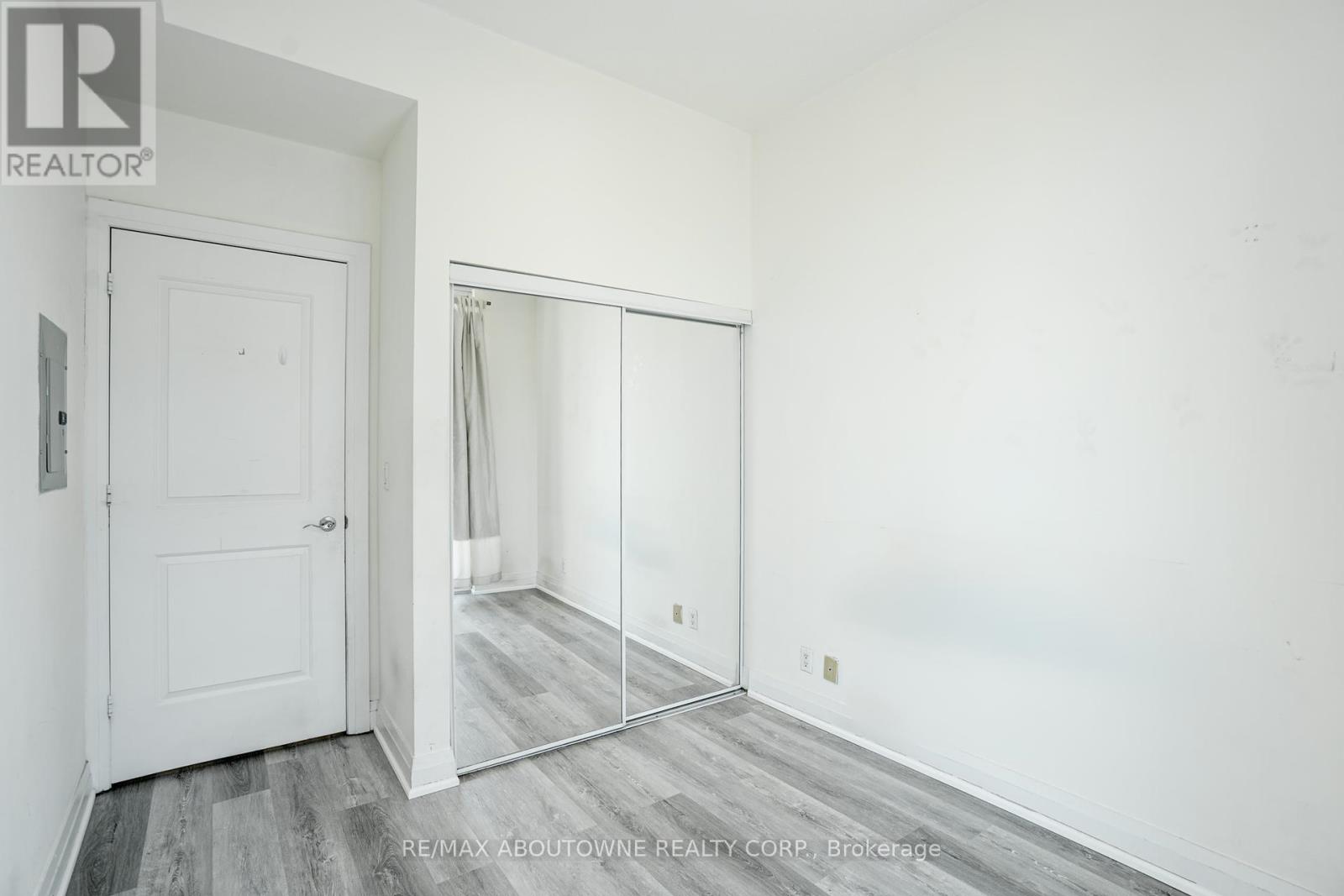 Photo 29 of 2705 90 Absolute Avenue, Mississauga ON