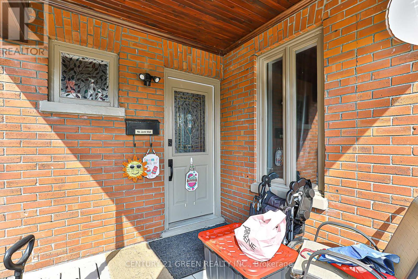 Photo 23 of 58 Gibbons Street, Oshawa ON
