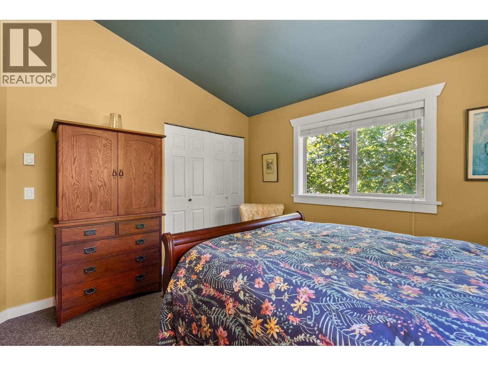 4371 FRANCIS PENINSULA ROAD, Madeira Park