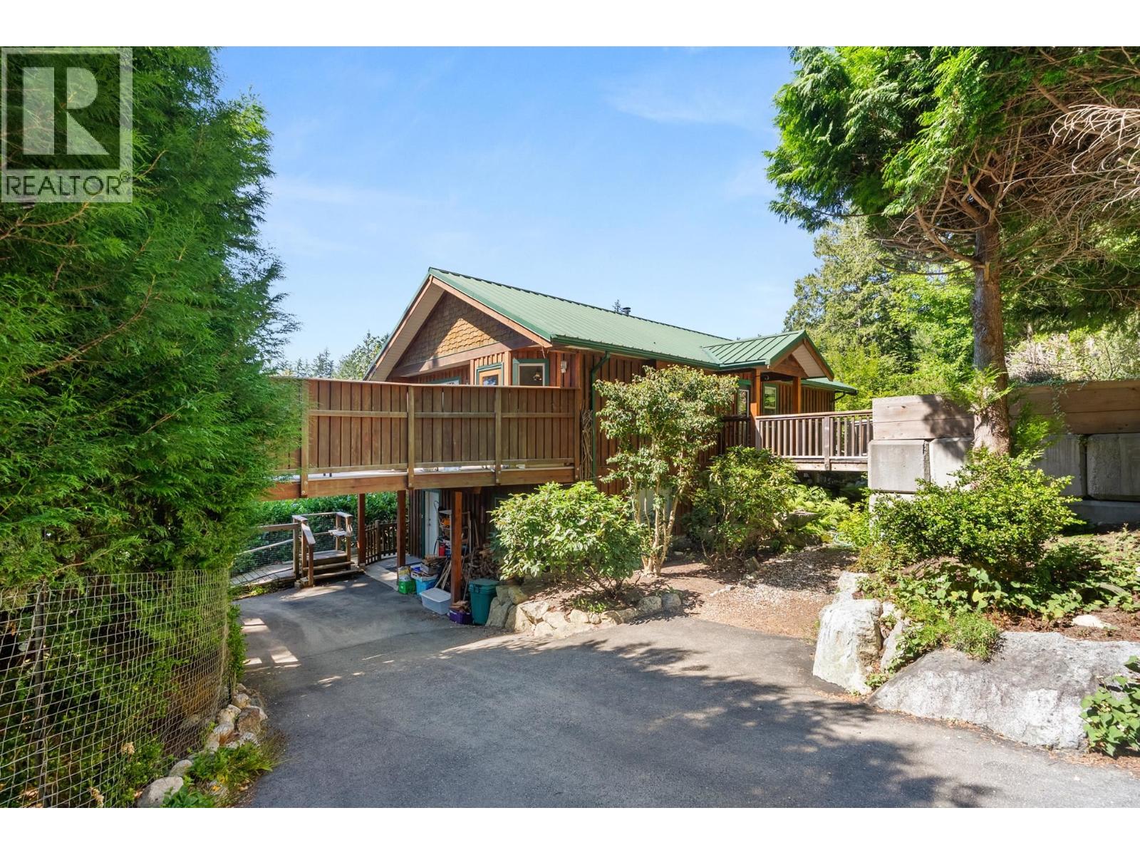 4371 FRANCIS PENINSULA ROAD, Madeira Park