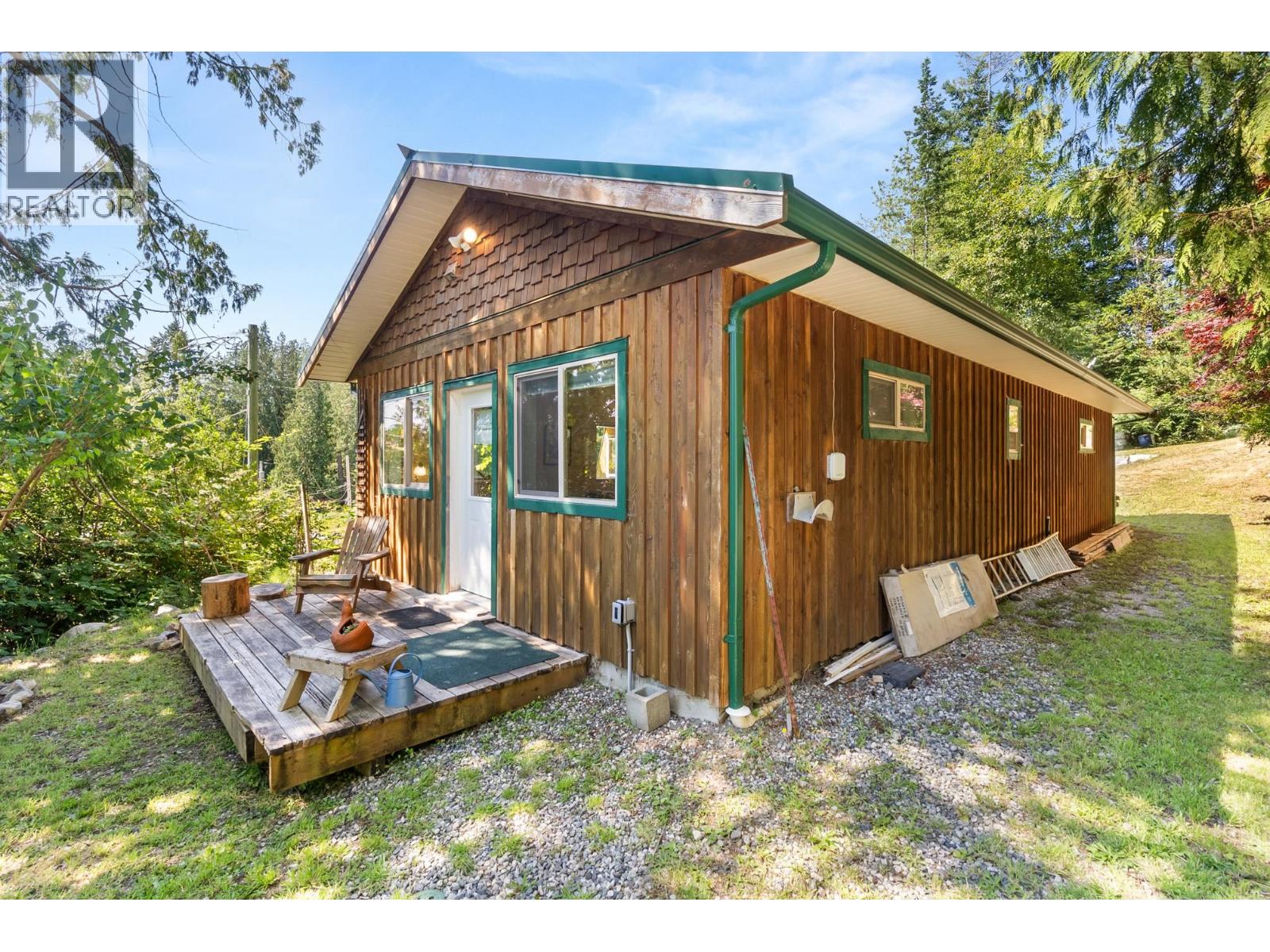 4371 FRANCIS PENINSULA ROAD, Madeira Park