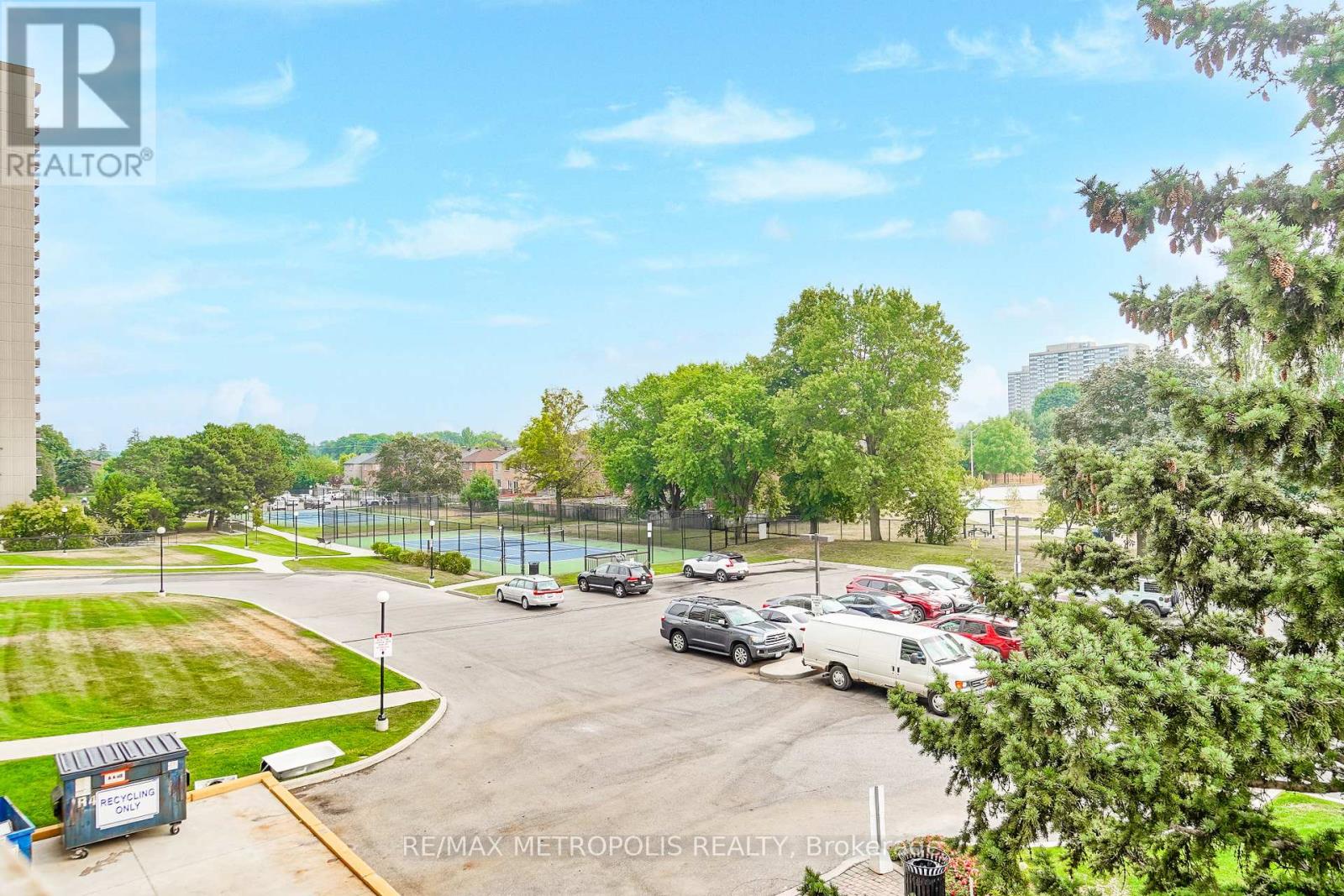 Photo 28 of 302 3131 Bridletown Circle, Toronto ON