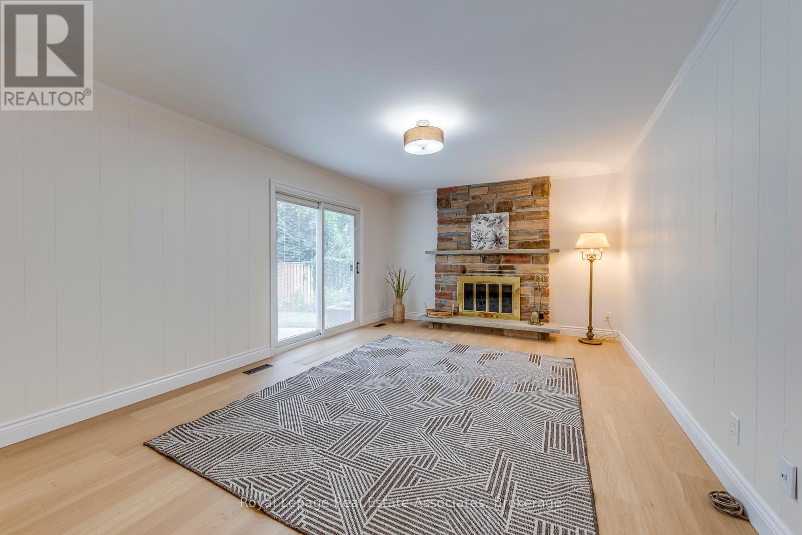 Photo 20 of 688 Fieldstone Road, Mississauga ON