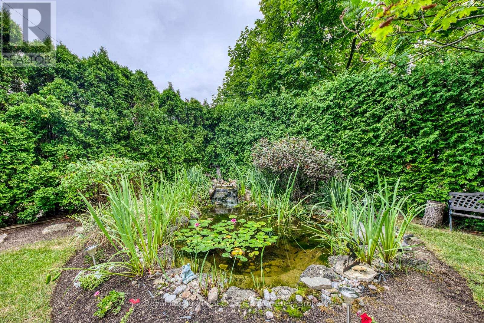 Photo 7 of 688 Fieldstone Road, Mississauga ON