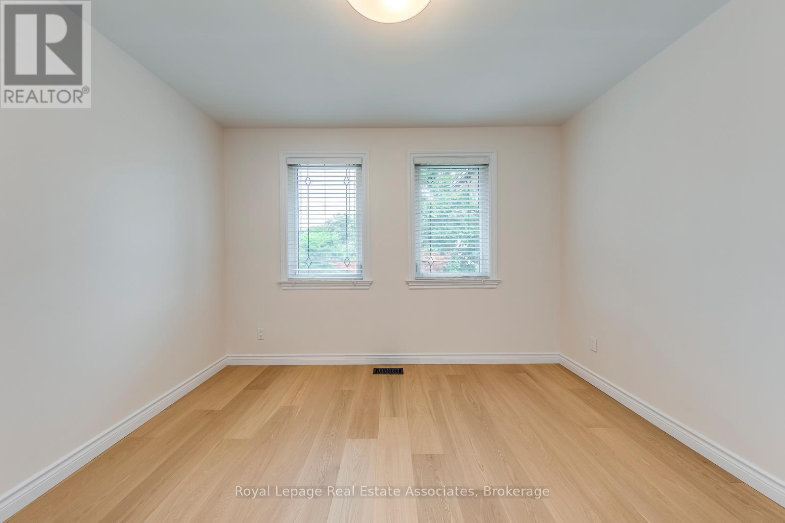 Photo 29 of 688 Fieldstone Road, Mississauga ON