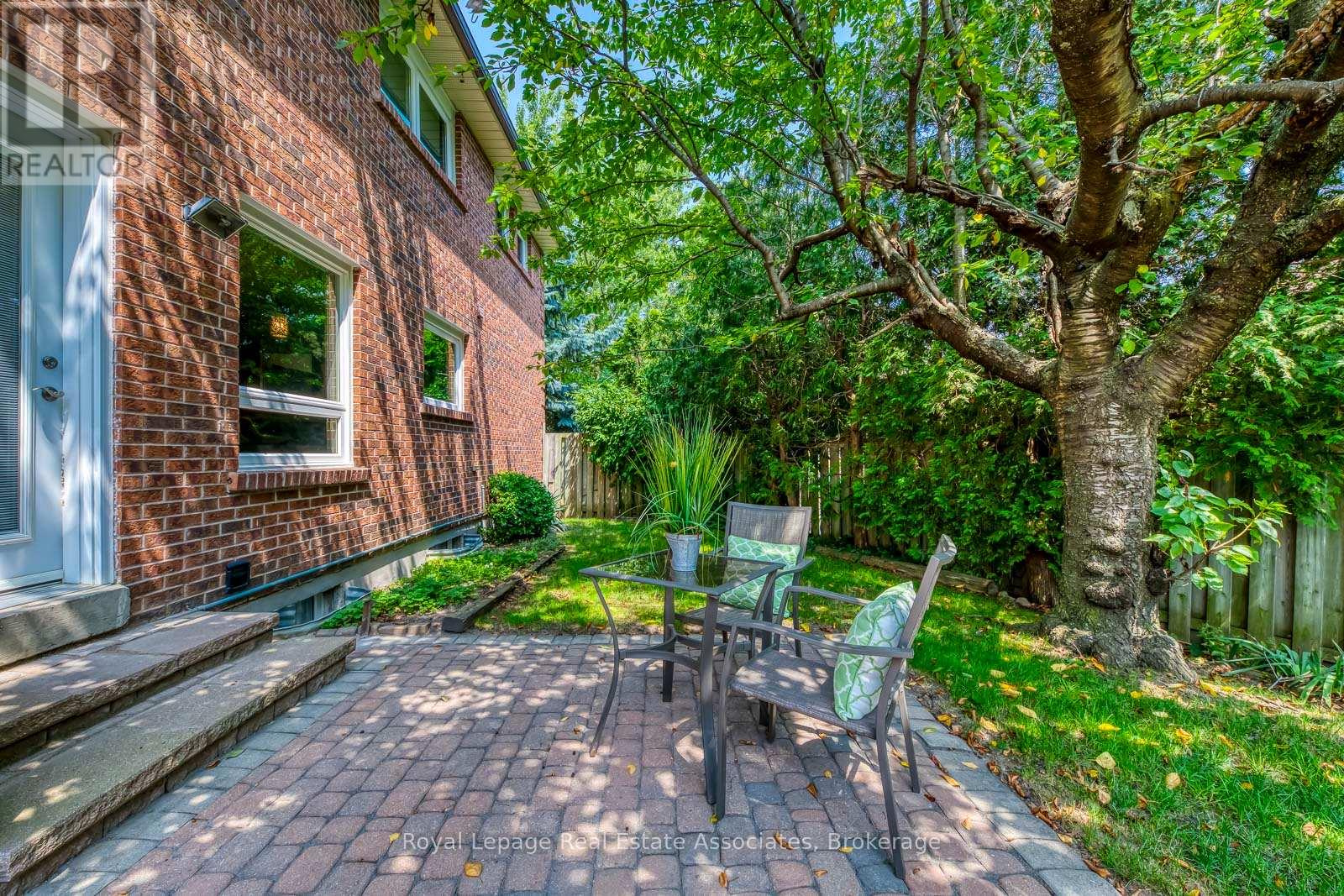 Photo 30 of 688 Fieldstone Road, Mississauga ON