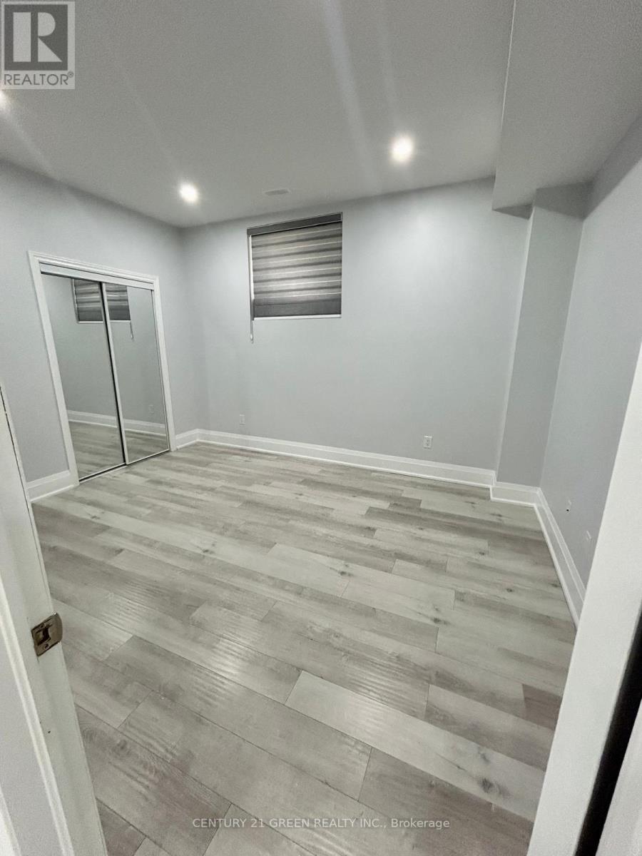 Photo 12 of Basement 7 Rolling Rock Way, Brampton ON