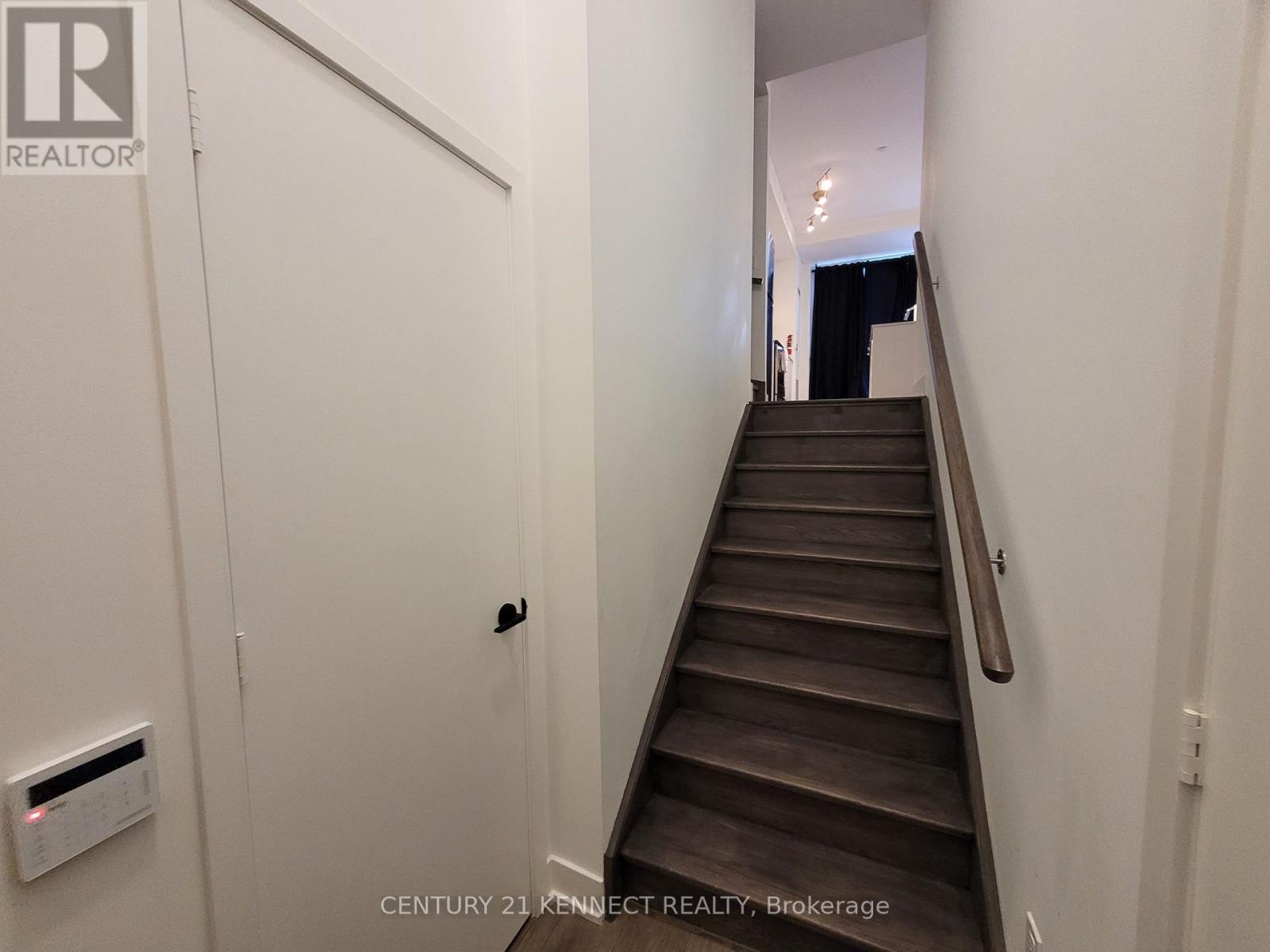 Photo 35 of Th 2 60 George Butchart Drive, Toronto ON