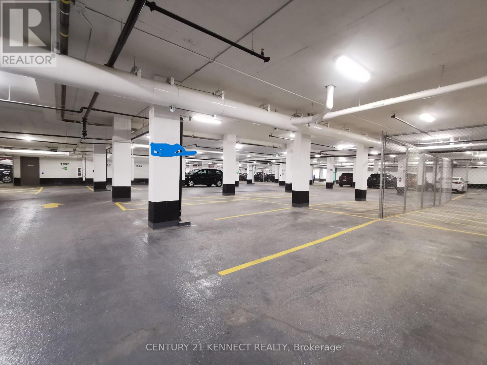 Photo 13 of Th 2 60 George Butchart Drive, Toronto ON