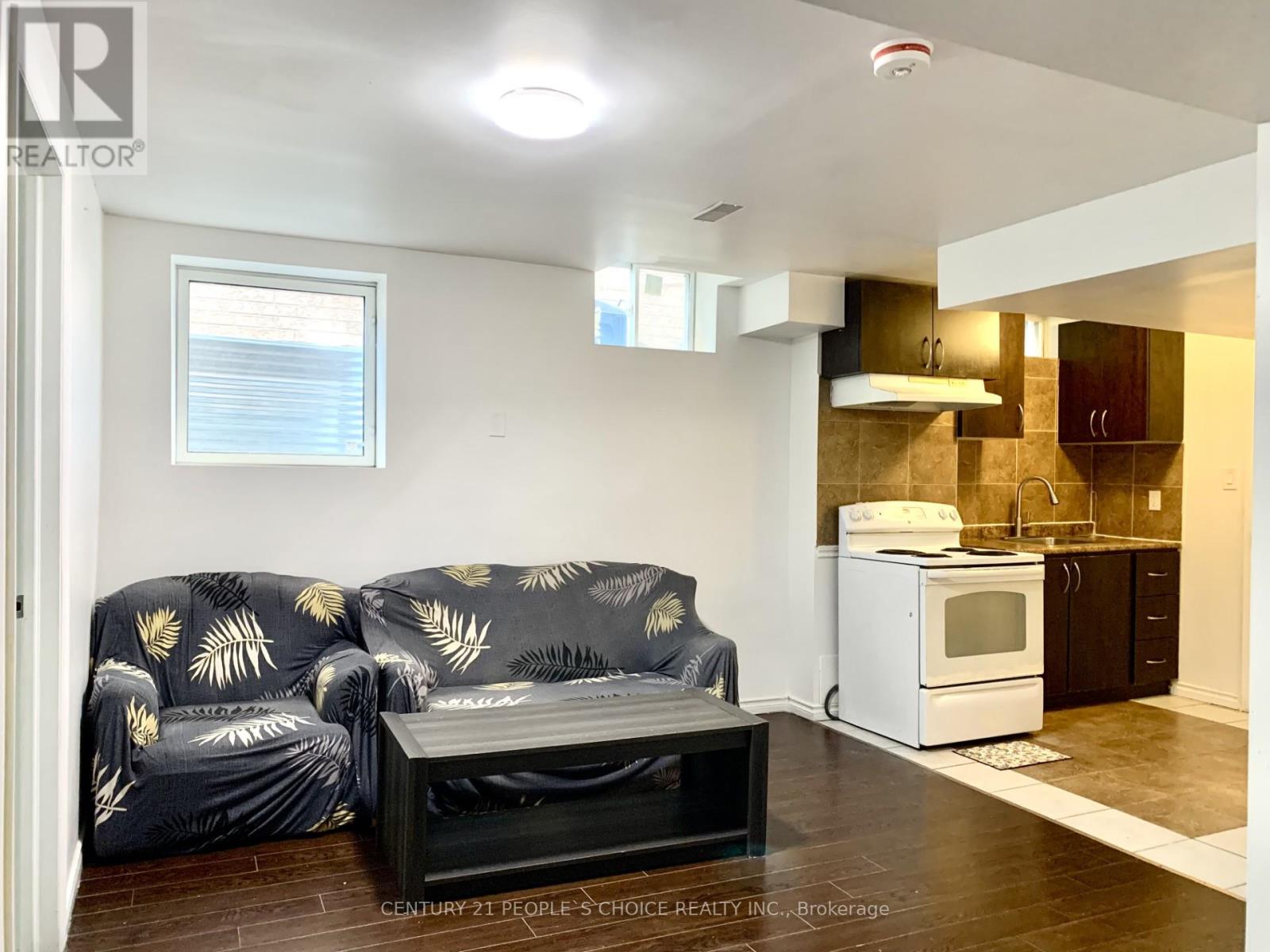 Photo 13 of Bsmt 40 Palm Tree Road, Brampton ON