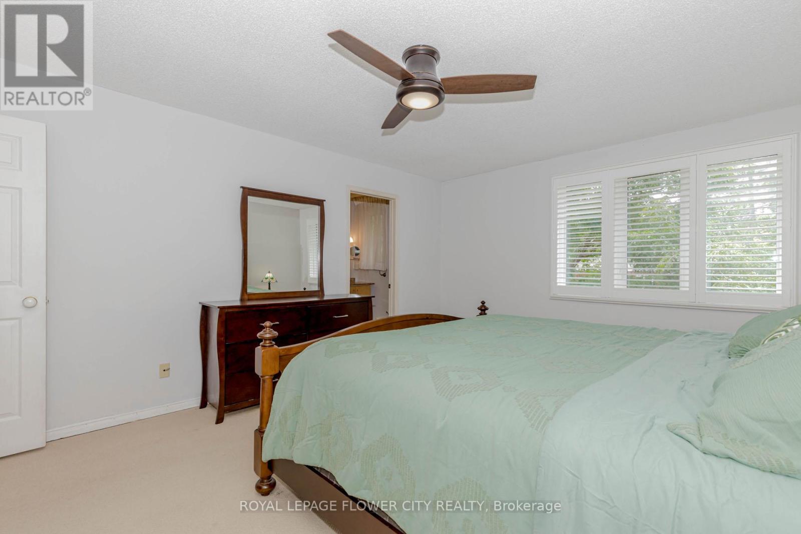 Photo 36 of 4 523 Beechwood Drive, Waterloo ON