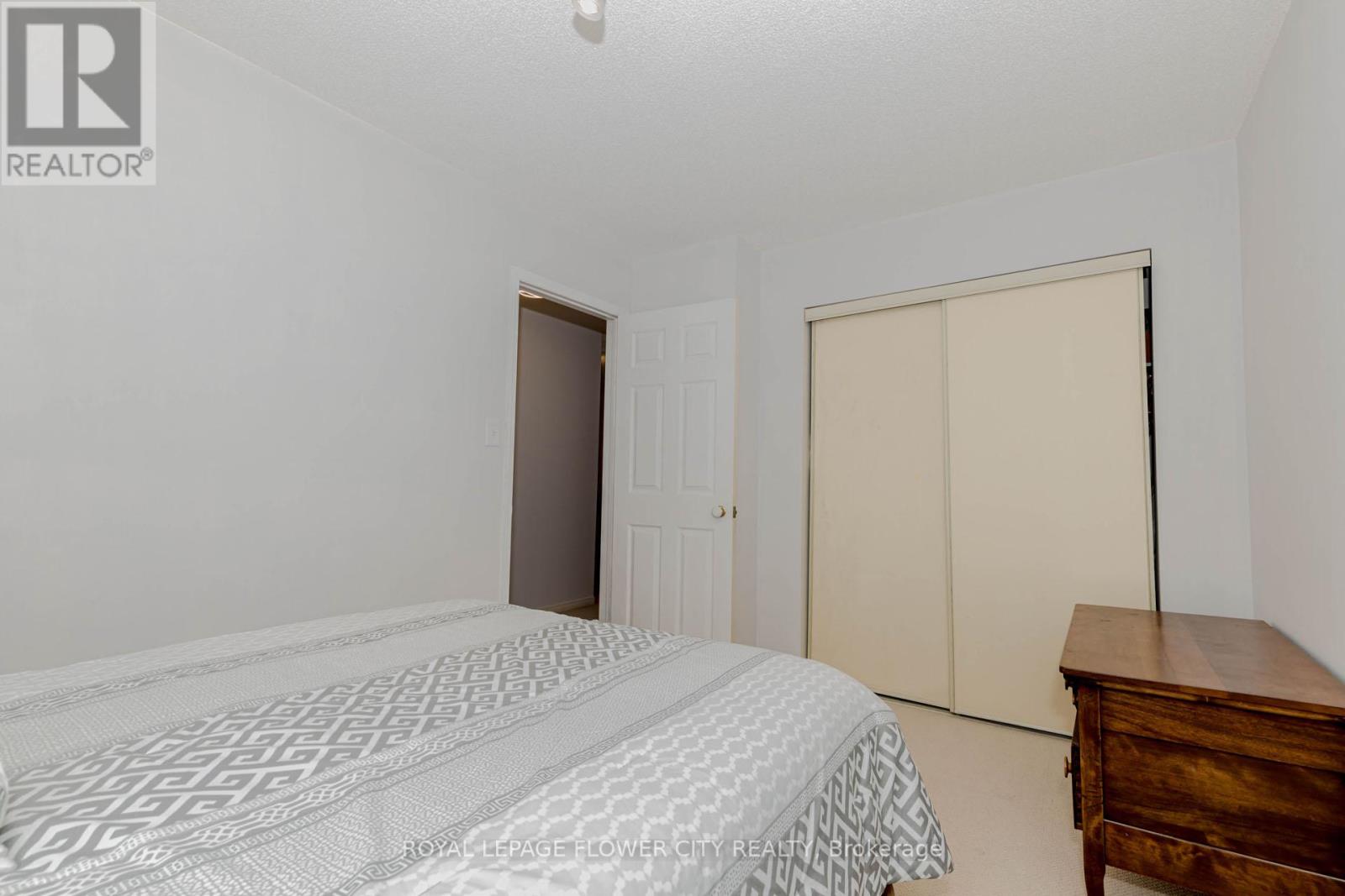 Photo 42 of 4 523 Beechwood Drive, Waterloo ON