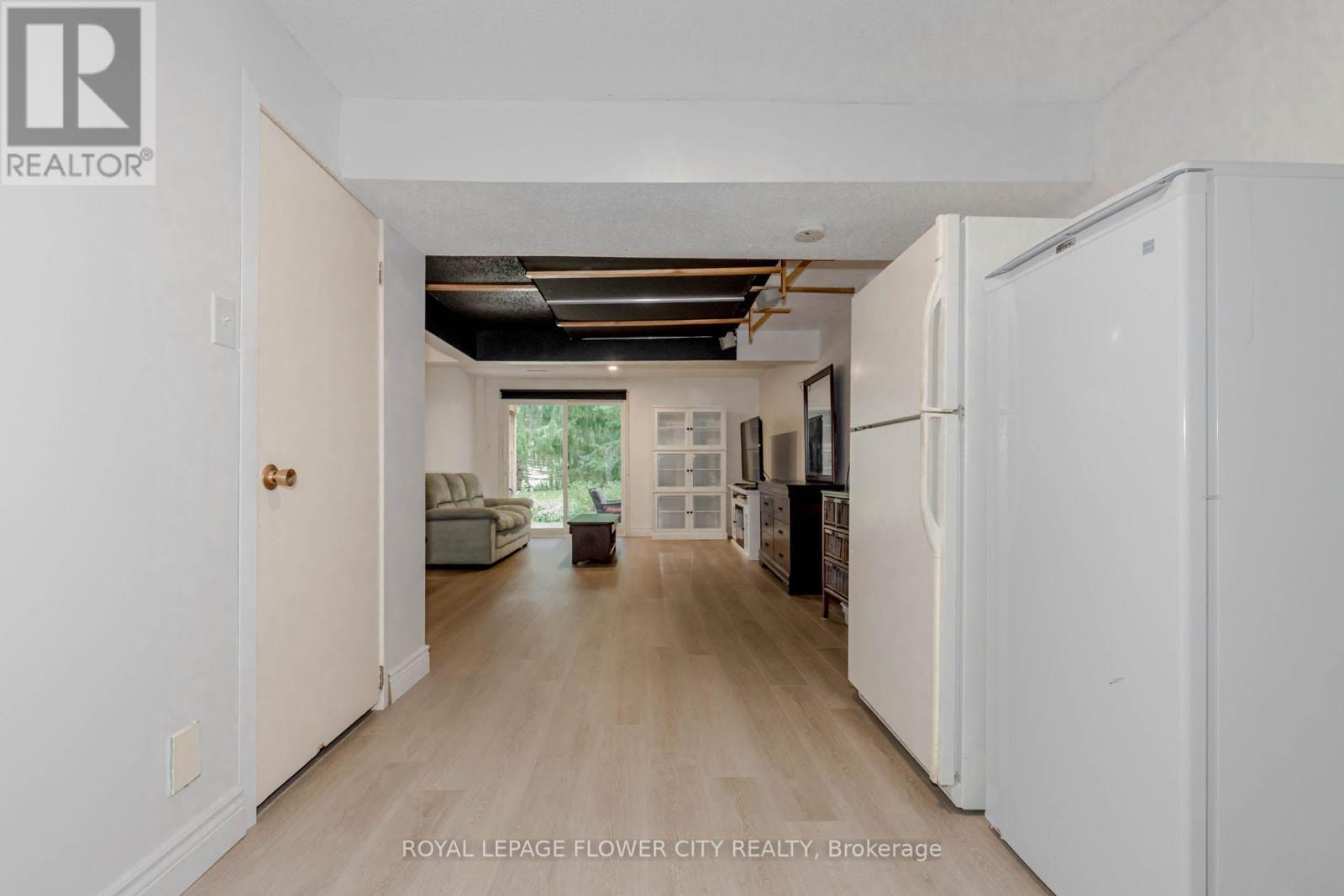 Photo 19 of 4 523 Beechwood Drive, Waterloo ON
