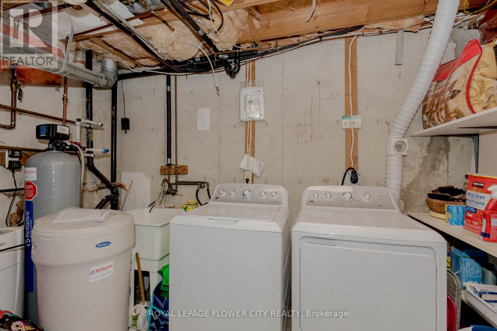 Photo 32 of 4 523 Beechwood Drive, Waterloo ON