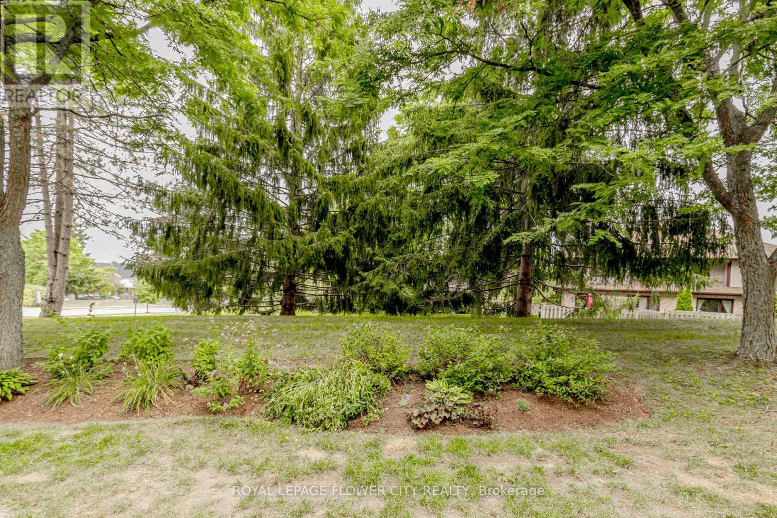 Photo 34 of 4 523 Beechwood Drive, Waterloo ON