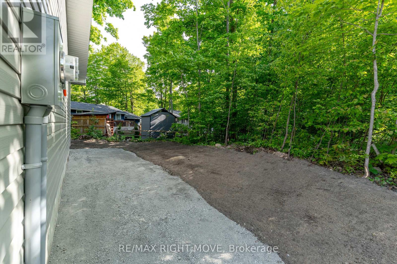 Photo 38 of 1 Ojibway Court, Tiny ON
