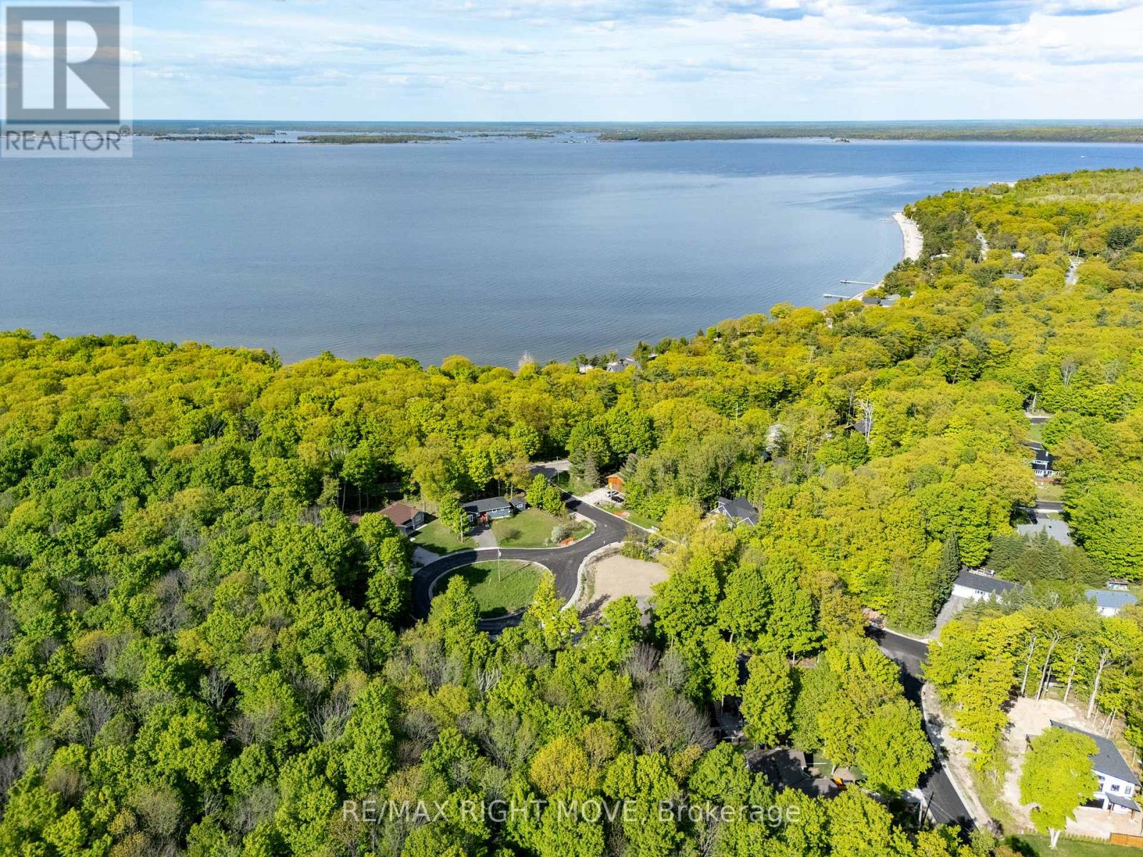 Photo 25 of 1 Ojibway Court, Tiny ON