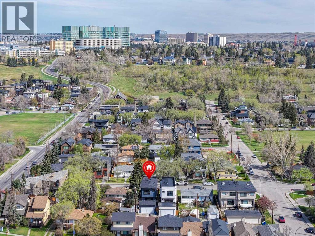 Single Family House for Sale in   Avenue NW Parkdale Calgary 