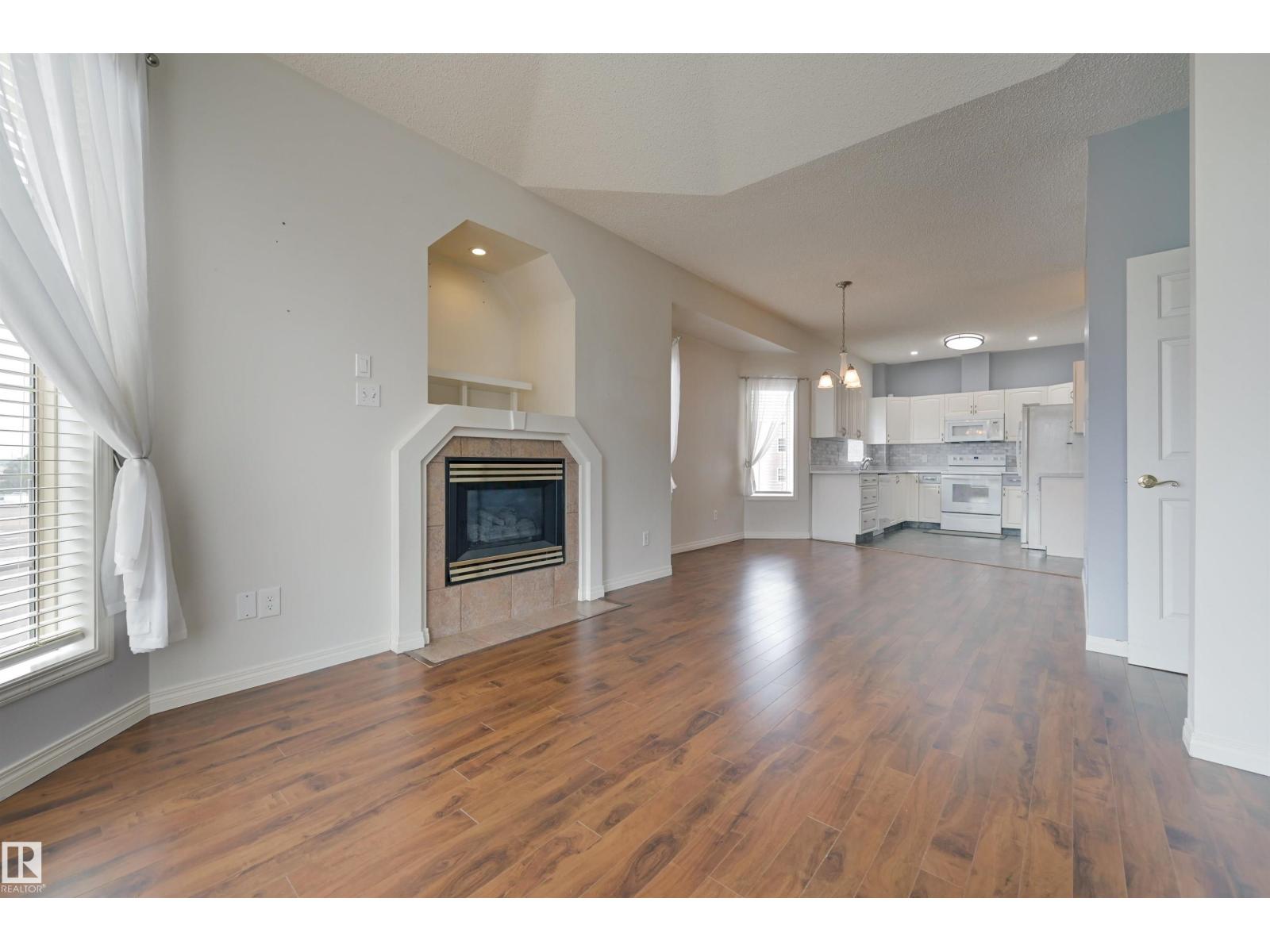 Photo 5 of 304 11308 130 Av Nw, Edmonton AB
