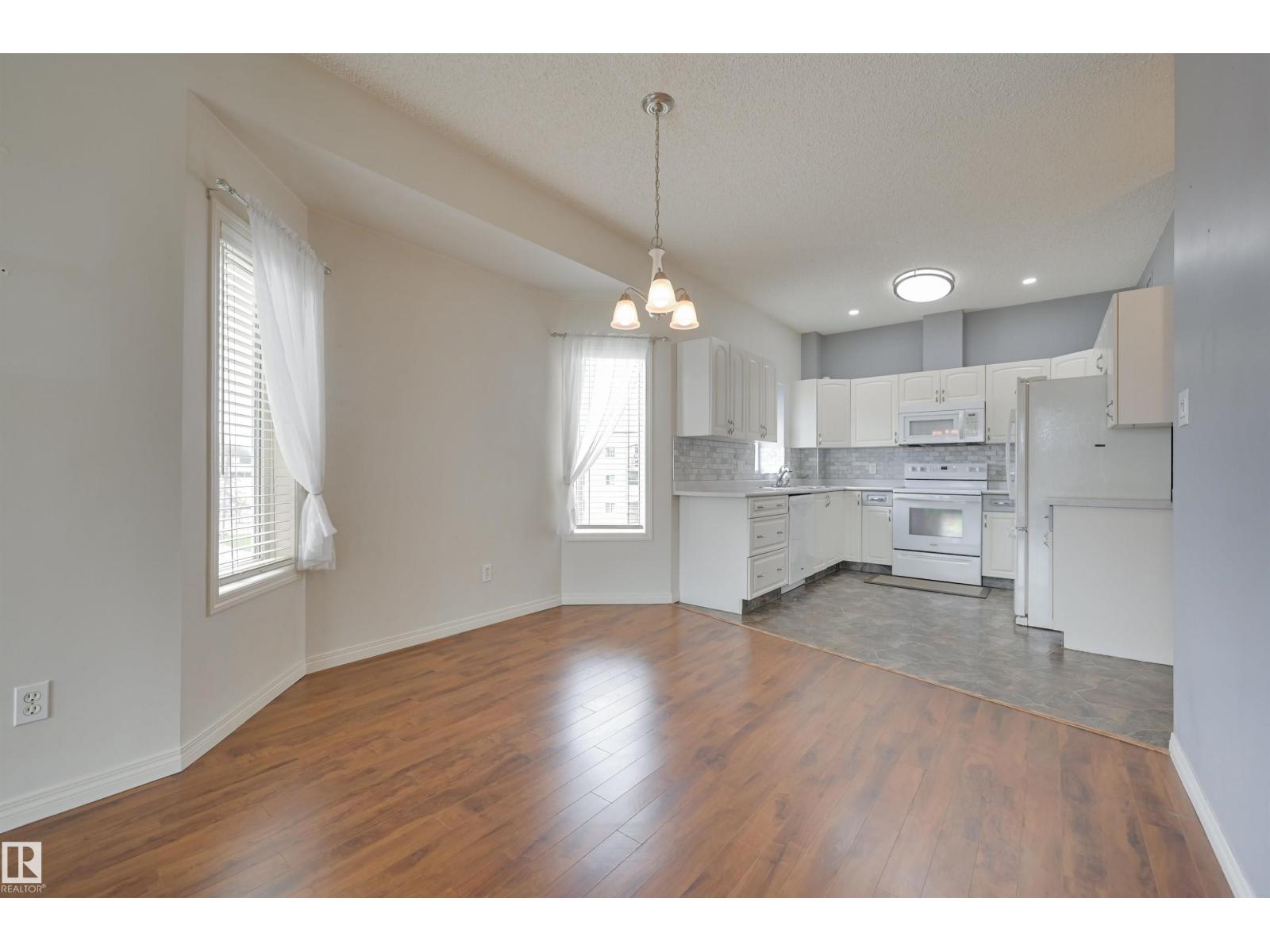 Photo 7 of 304 11308 130 Av Nw, Edmonton AB