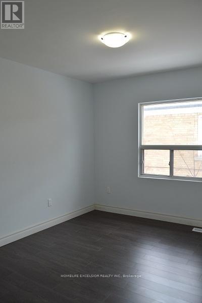 Photo 9 of Main Upper 3 Strode Drive, Toronto ON