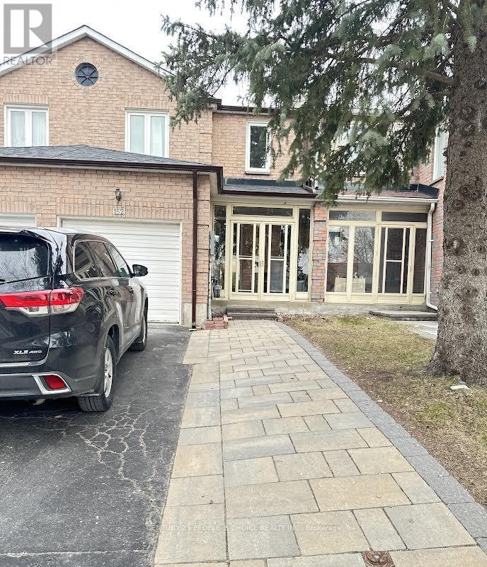 Photo 2 of 152 Observatory Lane, Richmond Hill ON
