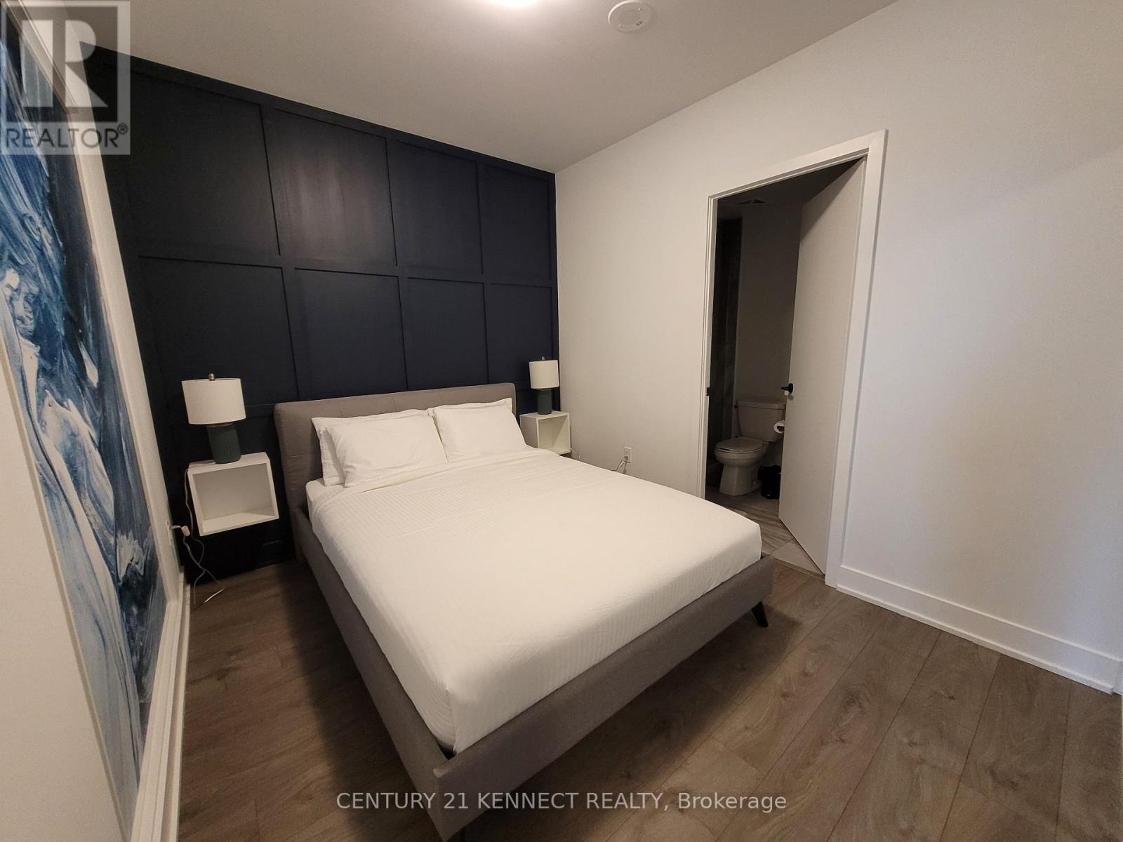 Photo 11 of Th 02 60 George Butchart Drive, Toronto ON