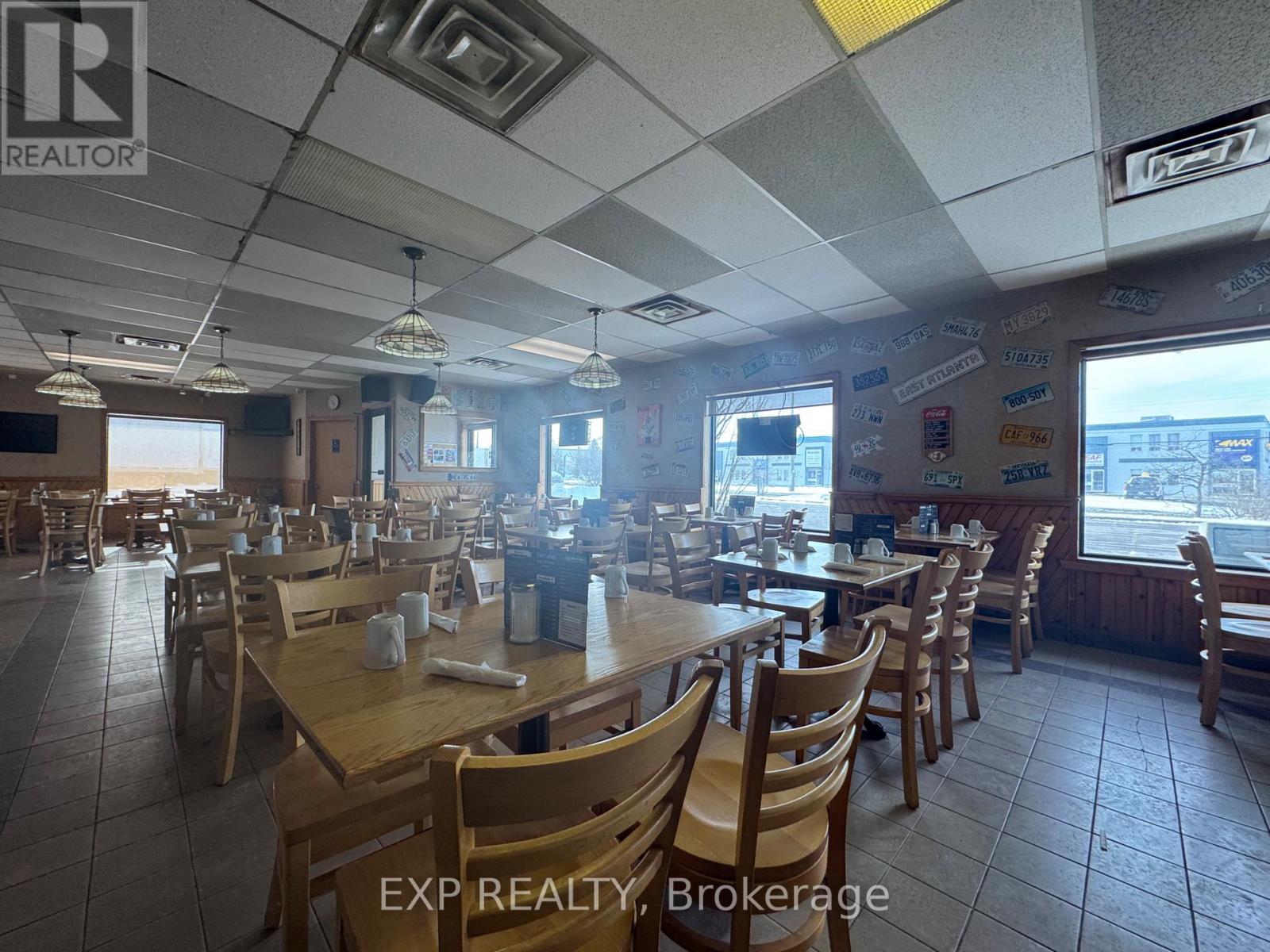 Photo 13 of 1188 Newmarket Street, Ottawa ON