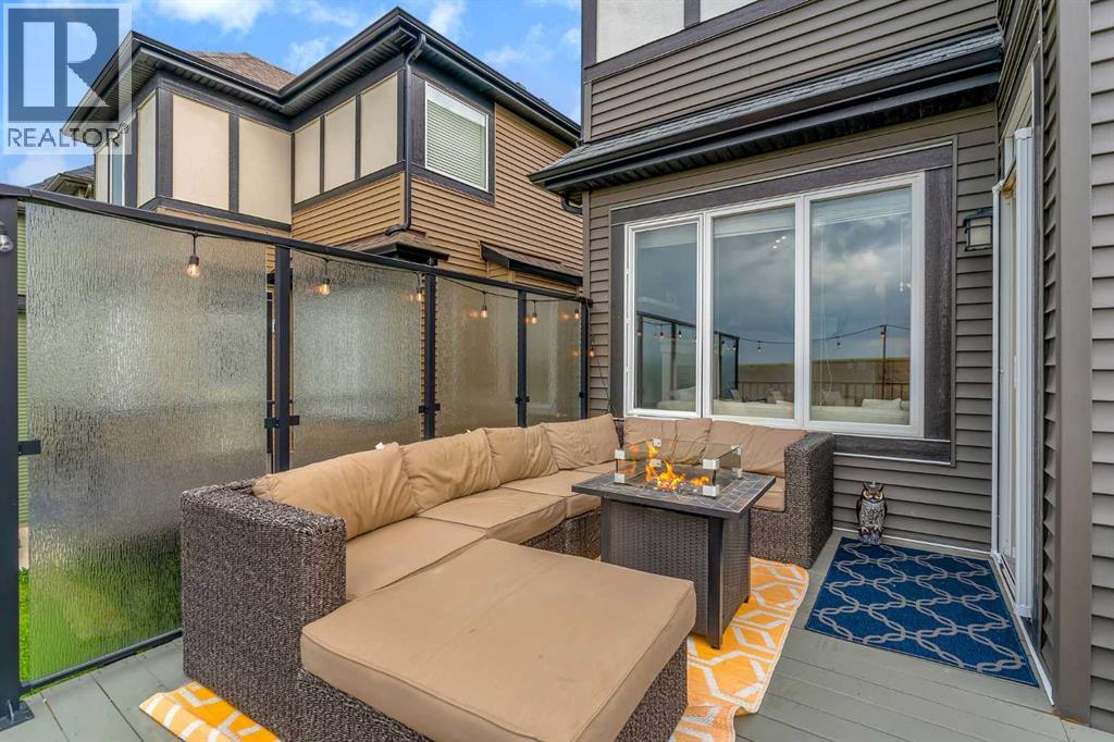 Single Family House for Sale in  Evansborough Way NW Evanston Calgary 