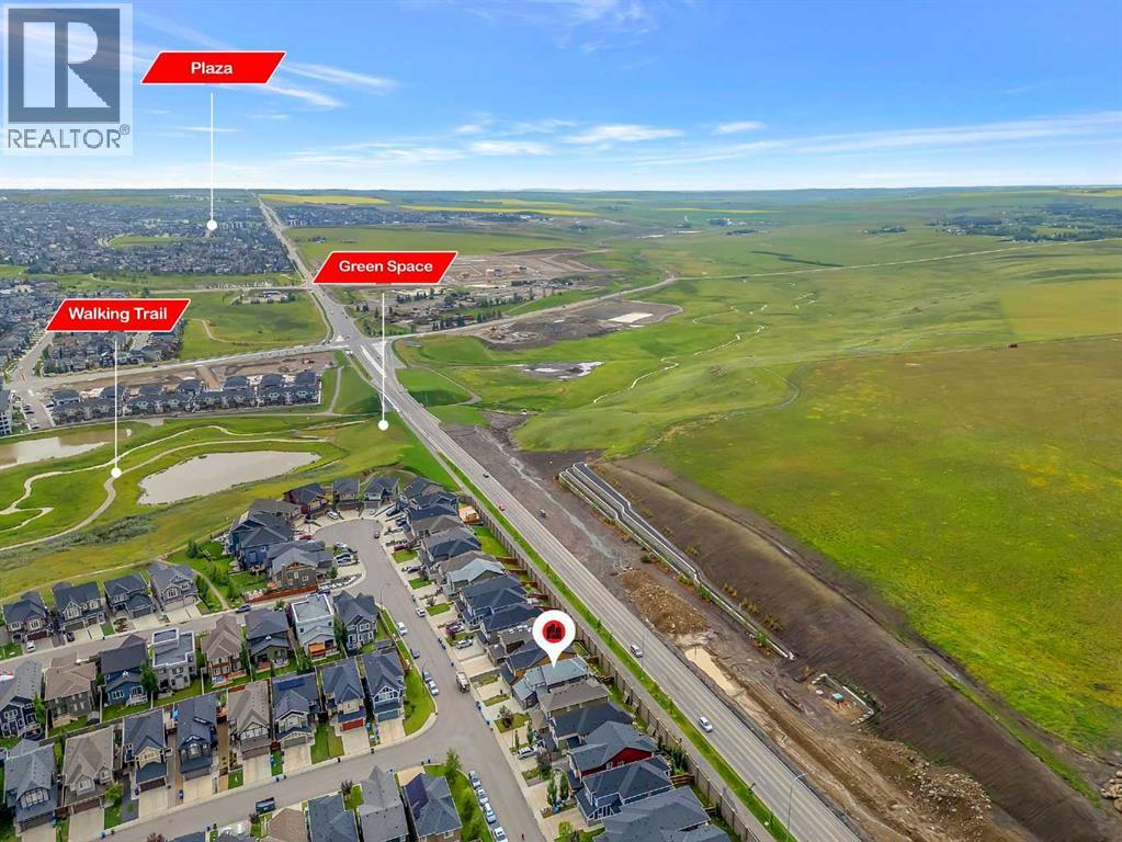 Single Family House for Sale in  Evansborough Way NW Evanston Calgary 