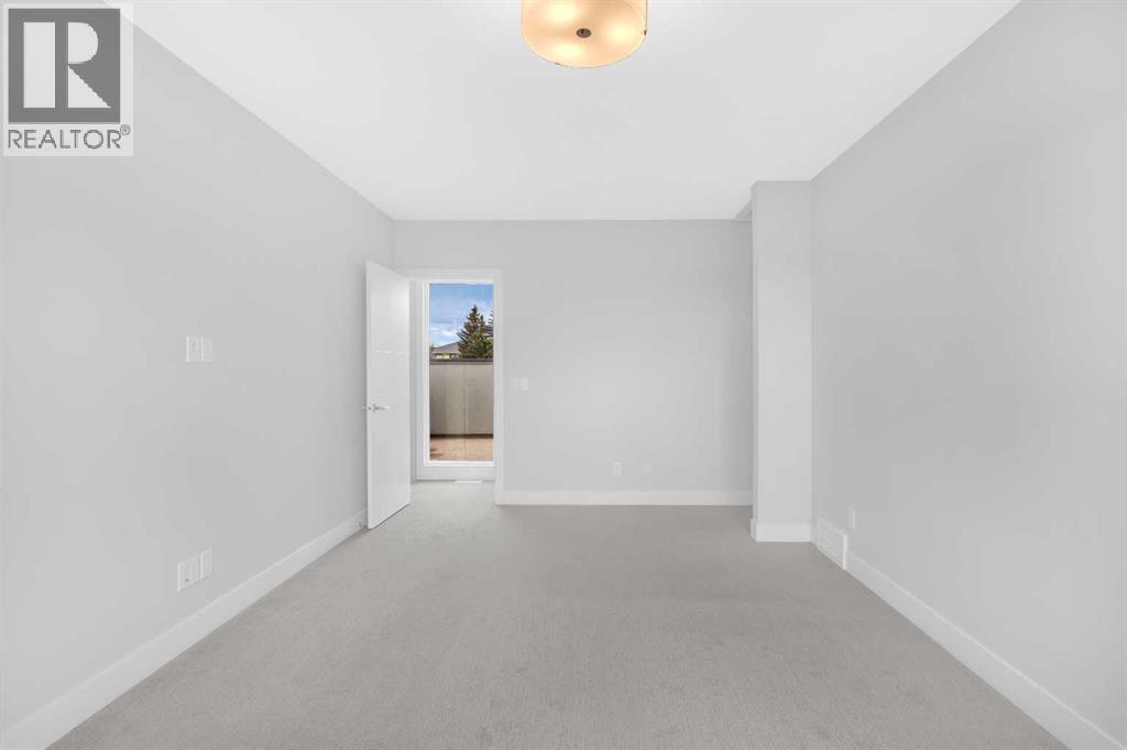 Photo 27 of 101 1921 27 Street Sw, Calgary AB